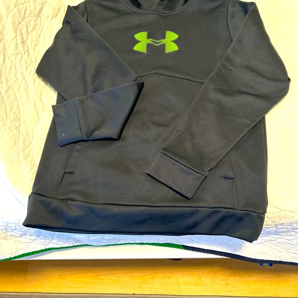 UNDER ARMOUR HOODIE - Picture 1 of 2